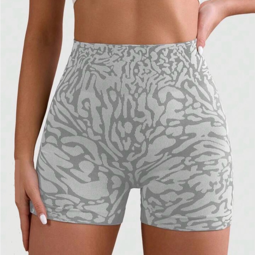 Seamless Sports Shorts